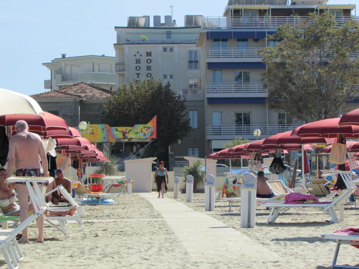 Hotel Morolli Римини Экстерьер фото