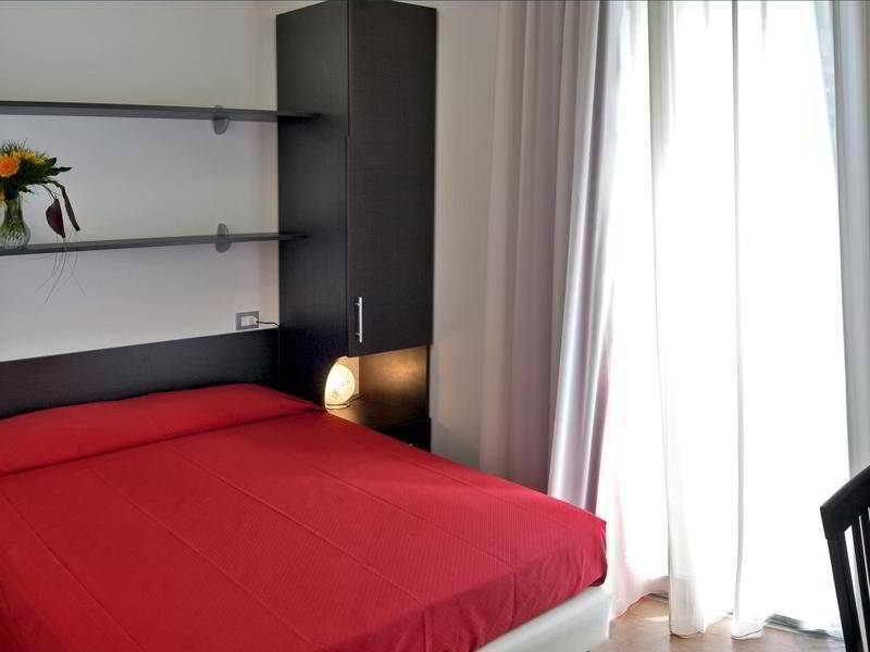 Hotel Morolli Римини Экстерьер фото